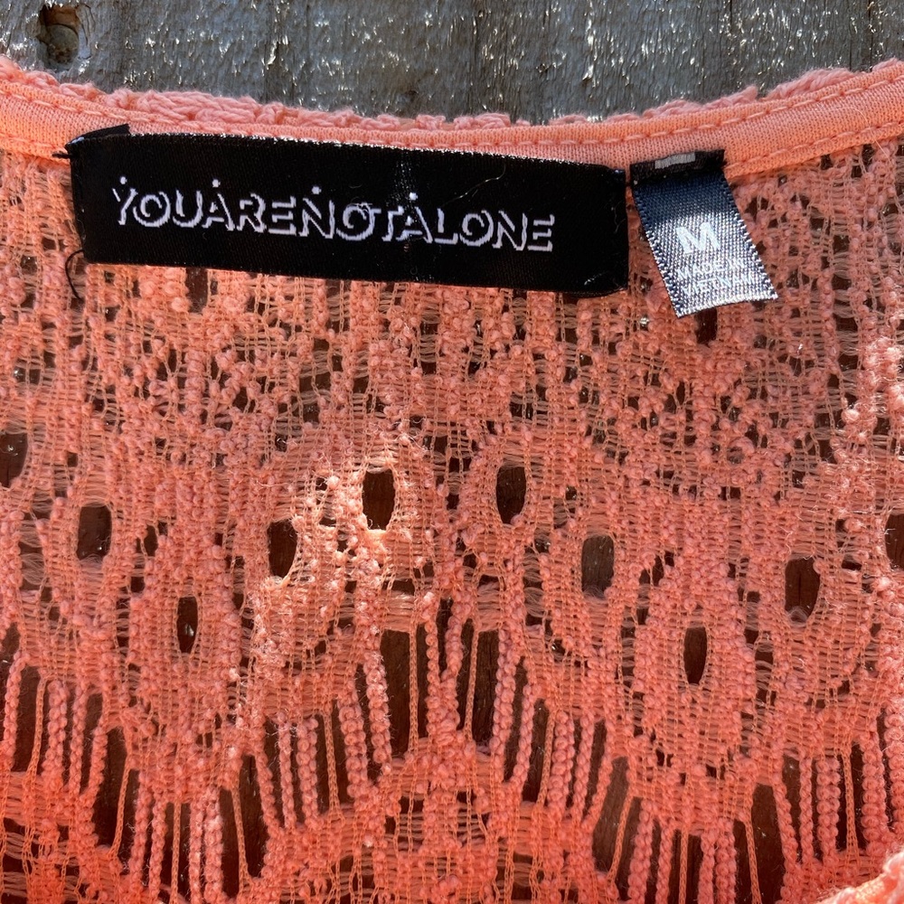 🔥LIKE NEW PEACH COLORED LACE OVERLAY DRESS🔥 - Picture 2 of 4
